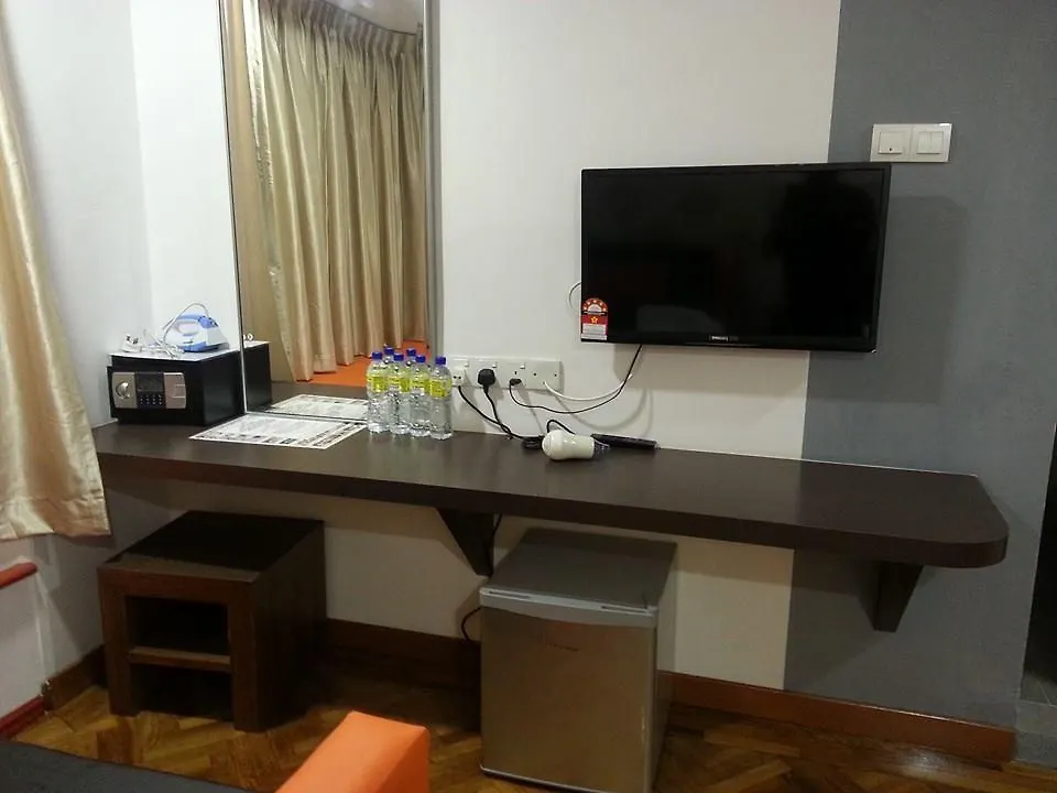 Tkl Hotel Johor Bahru 2*,  Malezja